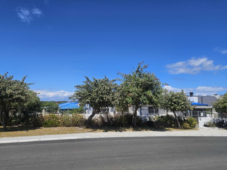 4 Bedroom Property for Sale in Pearly Beach Western Cape